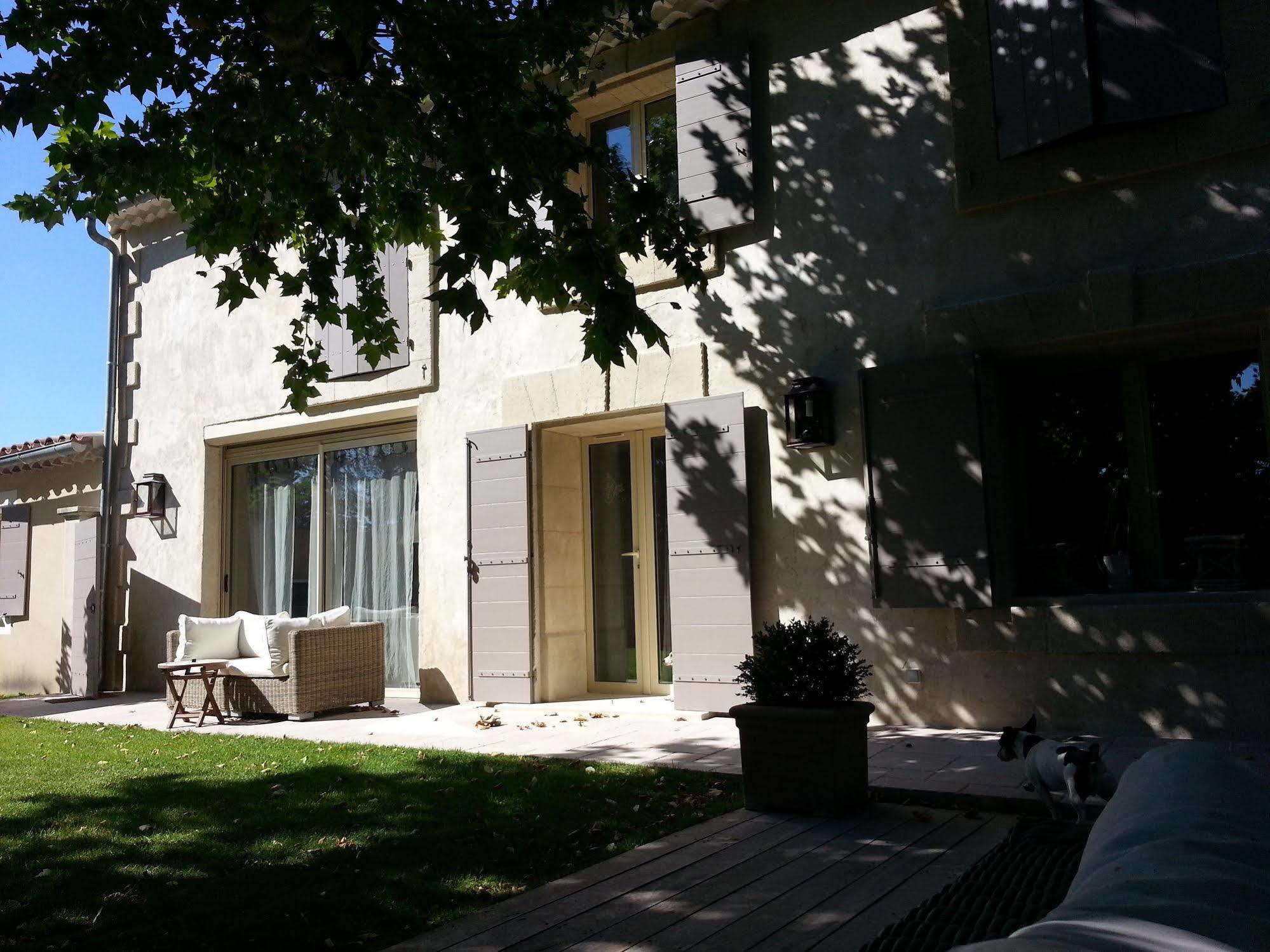 Bed and Breakfast Mas Des Limites Rognonas Exteriér fotografie